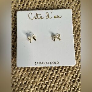 Cote D’Or 14k Gold Bow Pearl Earrings